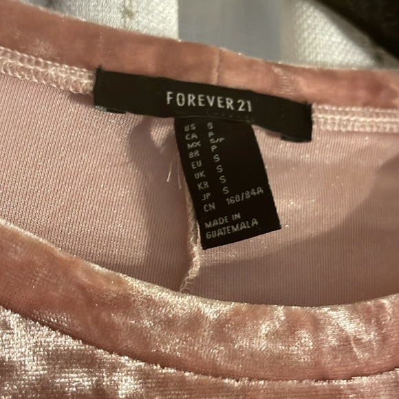 Forever 21 Women’s S Tan Mini Dress Short Sleeve Velour Feel 92% Poly 8% Span - Picture 3 of 10